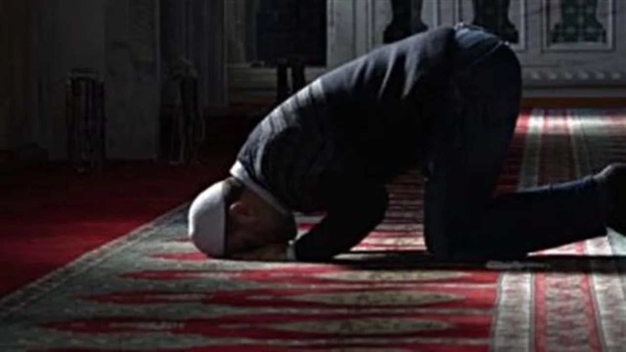 صلاة الفجر اليوم: توقيتات المحافظات المصرية في 26 يوليو